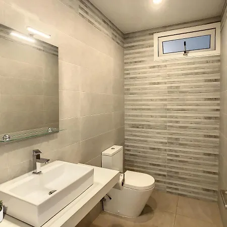 Villa Evoque By Lovelystay Arco da Calheta (Madeira)