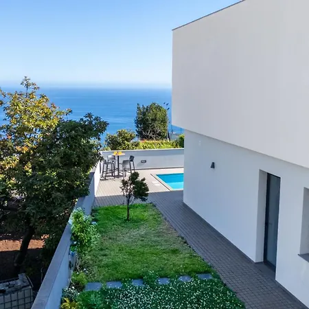 Evoque - Pool Oceanview Villa By Lovelystay * Arco da Calheta (Madeira)