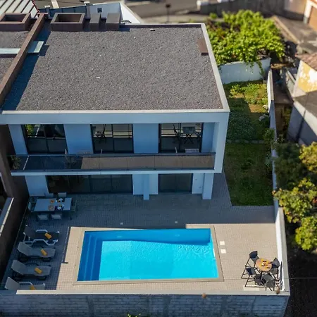 Evoque - Pool Oceanview Villa By Lovelystay *