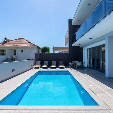 Evoque - Pool Oceanview Villa By Lovelystay Villa *
