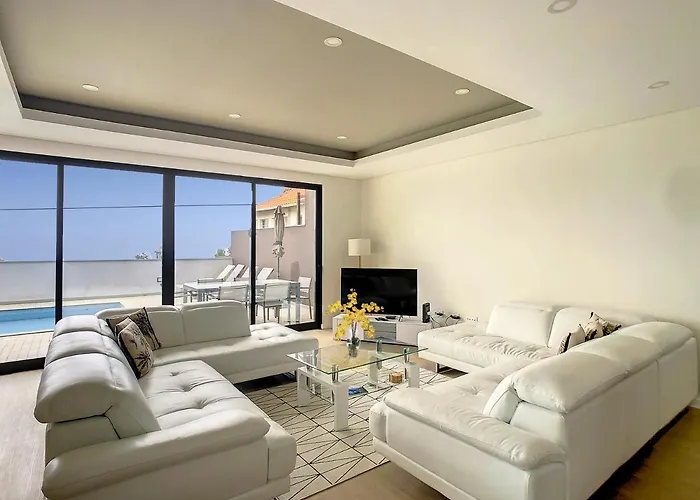 Evoque By Lovelystay Villa *