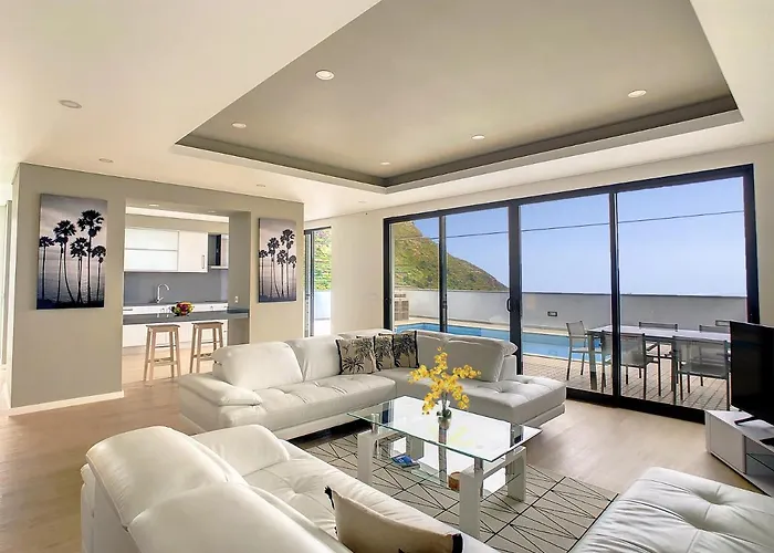 Evoque By Lovelystay Villa *