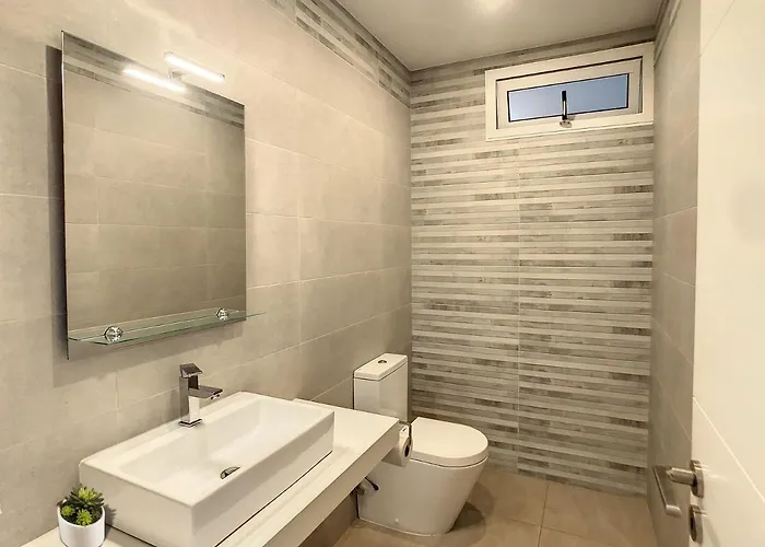 Vila Evoque By Lovelystay Arco da Calheta (Madeira)