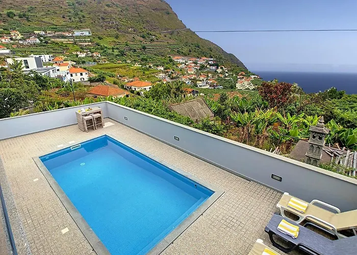 Evoque By Lovelystay Villa Arco da Calheta (Madeira)